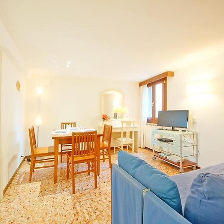 Dolcevita Apartments N 465 Biennale Venesia Bagian luar foto