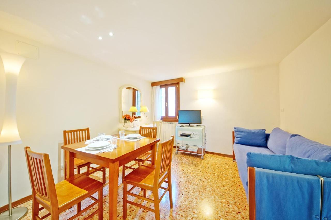 Dolcevita Apartments N 465 Biennale Venesia Bagian luar foto